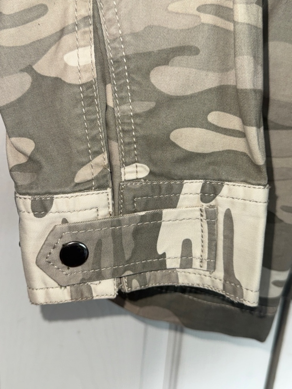 Style & Company Lightweight Camo Jacket - Beige - Picture 6 of 11